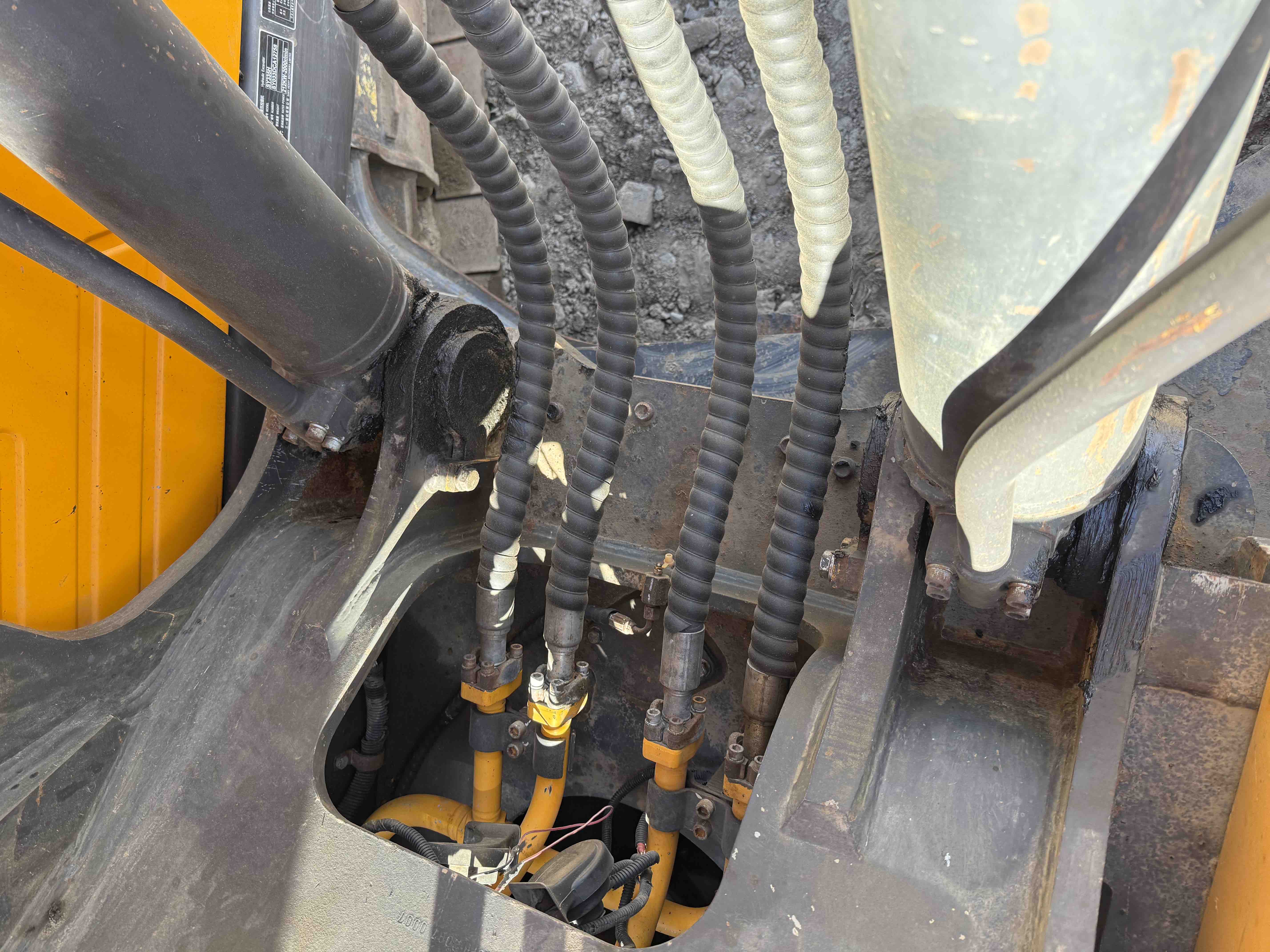 Buy Sany 335C-8 Used Excavator / 9 Buy Sany 335C-8 Used Excavator / 9