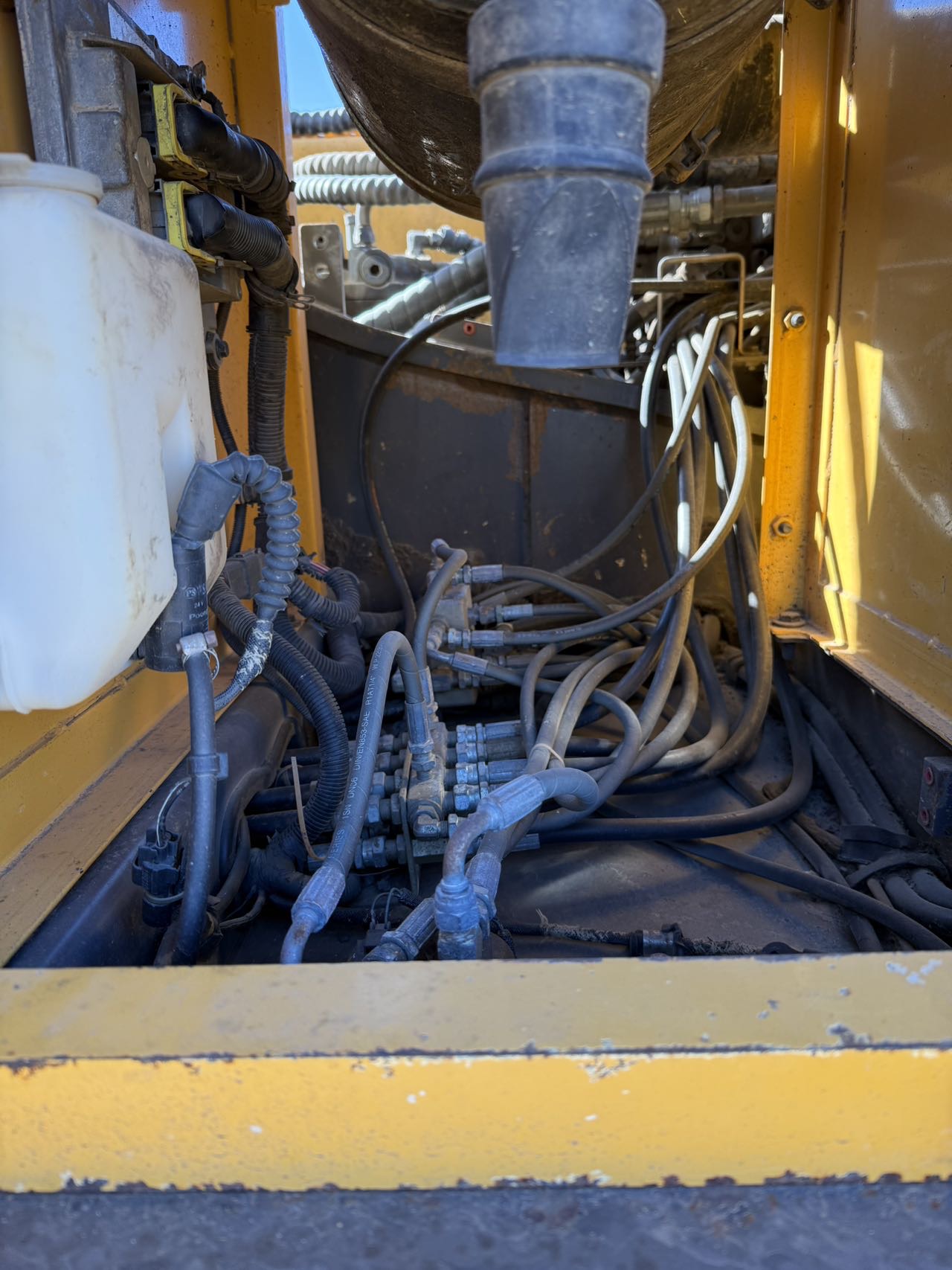Buy Volvo 240BLC Used Excavator / 9 Buy Volvo 240BLC Used Excavator / 9