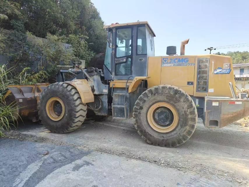 Buy XCMG LW600KV Used Loader / 3