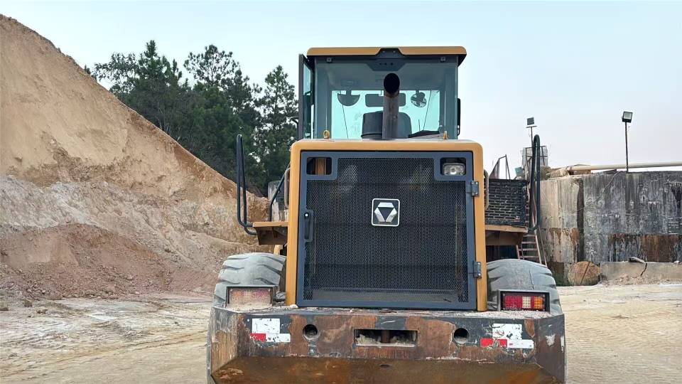 Buy XCMG LW550FV Used Loader / 7 Buy XCMG LW550FV Used Loader / 7