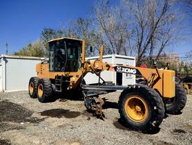 Buy XCMG XE200DA Used Excavator / 2 Buy XCMG XE200DA Used Excavator / 2