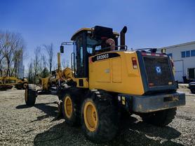 Buy XCMG XE200DA Used Excavator / 4 Buy XCMG XE200DA Used Excavator / 4