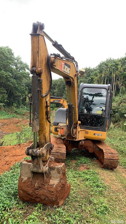 Buy XCMG XE60WA Used Excavator / 1