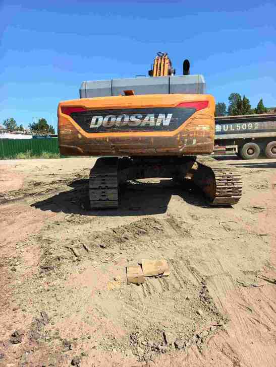 Buy Doosan DX450LC-9C Used Excavator / 1