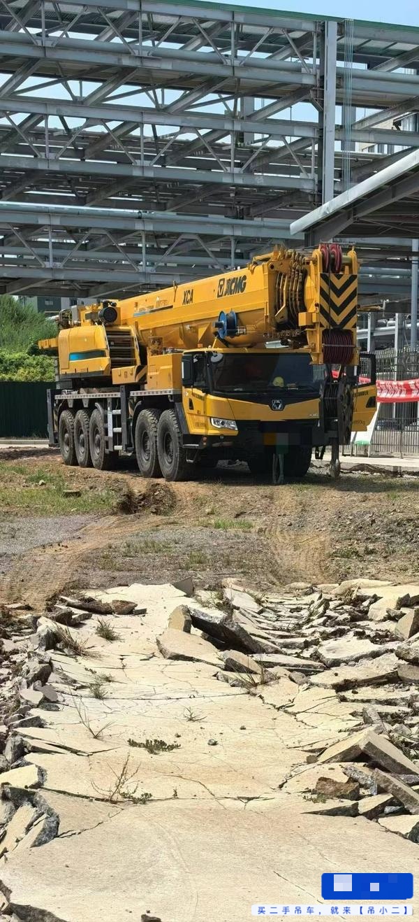 Buy XCMG XCA260L8 Used Crane / 2