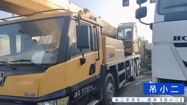 Buy XCMG Used Crane / 3