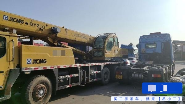 Buy XCMG QY20G Used Crane / 2