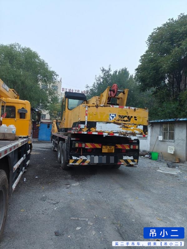 Buy XCMG QY20G Used Crane / 2