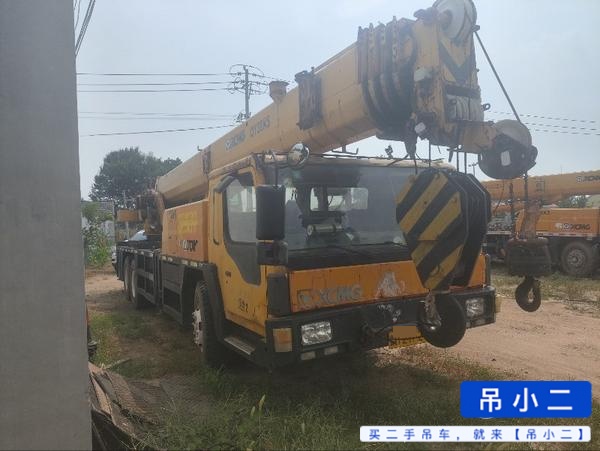 Buy XCMG QY20G Used Crane / 4