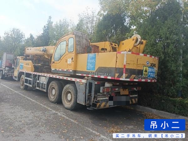 Buy XCMG QY20G Used Crane / 3