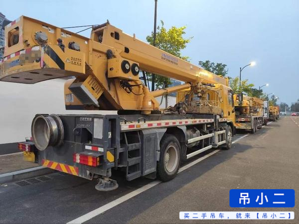 Buy XCMG XCT12L5 Used Crane / 4