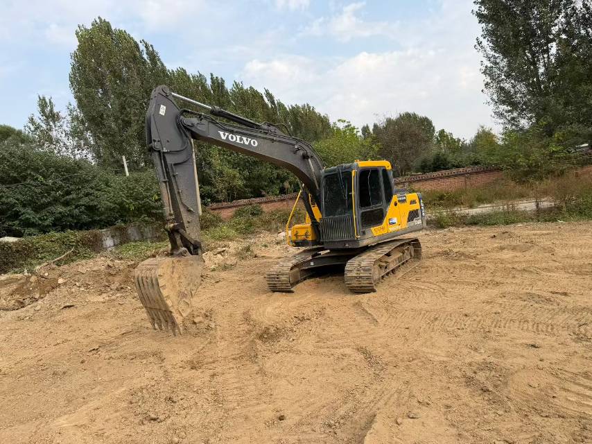 Buy Volvo 140BLC Used Excavator / 2
