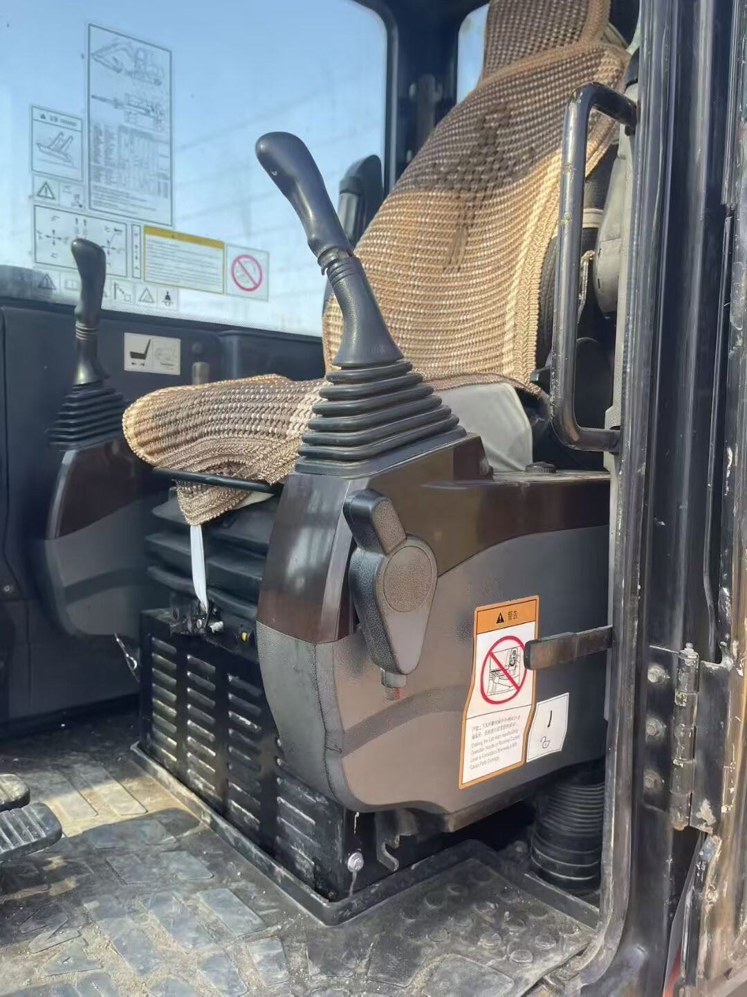 Buy Sany 60C-9 Used Excavator / 6