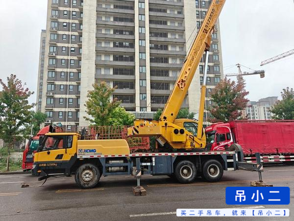 Buy XCMG 25kd Used Crane / 2