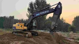 Buy Volvo 210D Used Excavator / 3 Buy Volvo 210D Used Excavator / 3
