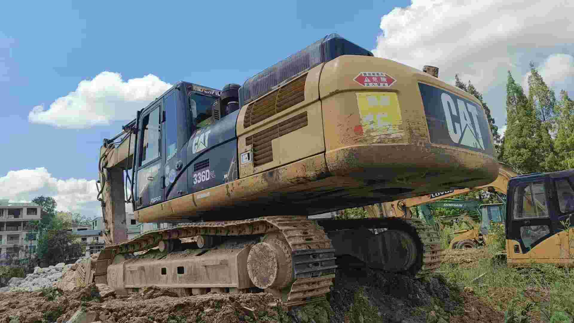 Buy Caterpillar 336DL Used Excavator / 3