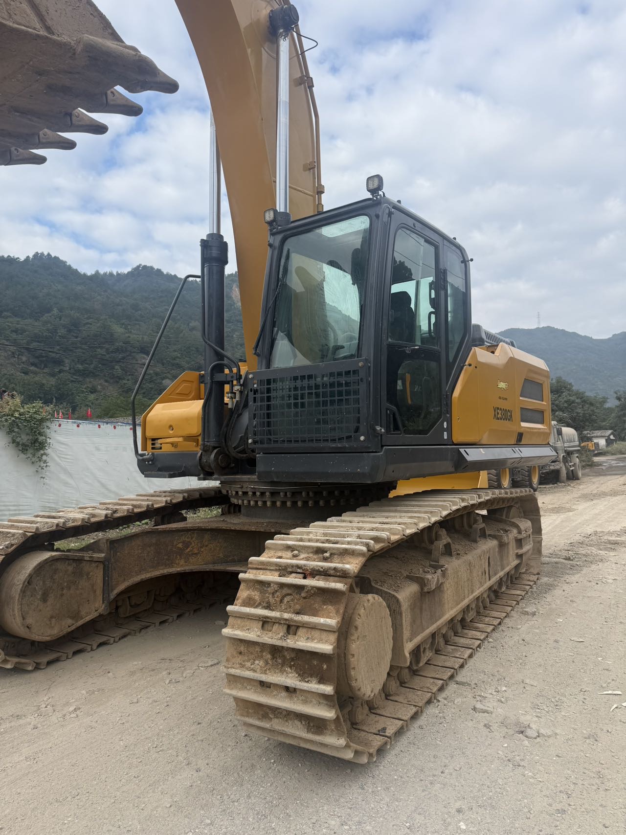 Buy XCMG XE380GK Used Excavator / 6