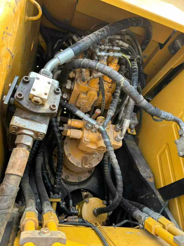 Buy Sany SY135C Used Excavator / 7