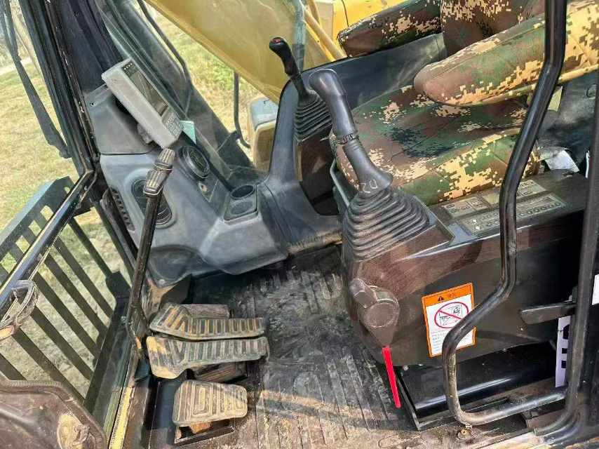 Buy Sany SY135C Used Excavator / 8
