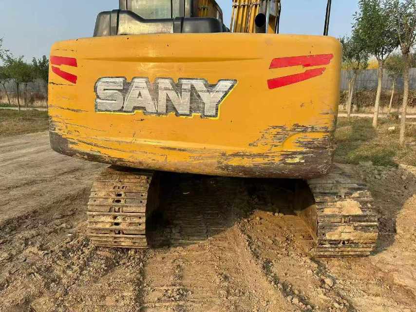 Buy Sany SY135C Used Excavator / 4