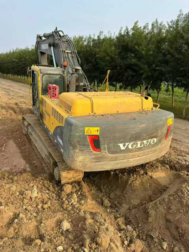 Buy Volvo EC460 Used Excavator / 2