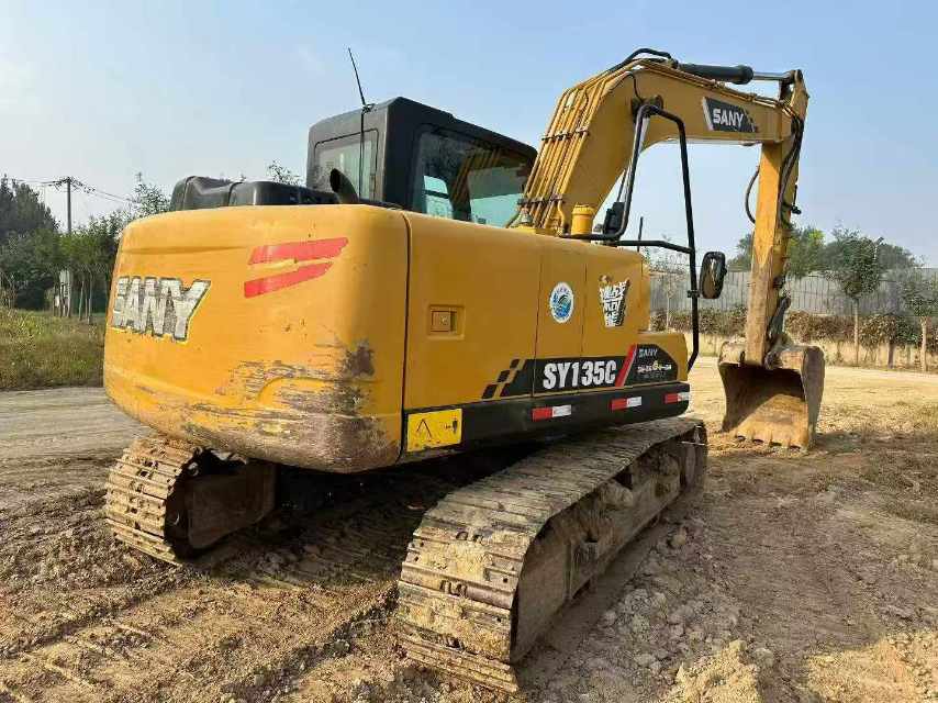 Buy Sany SY135C Used Excavator / 3