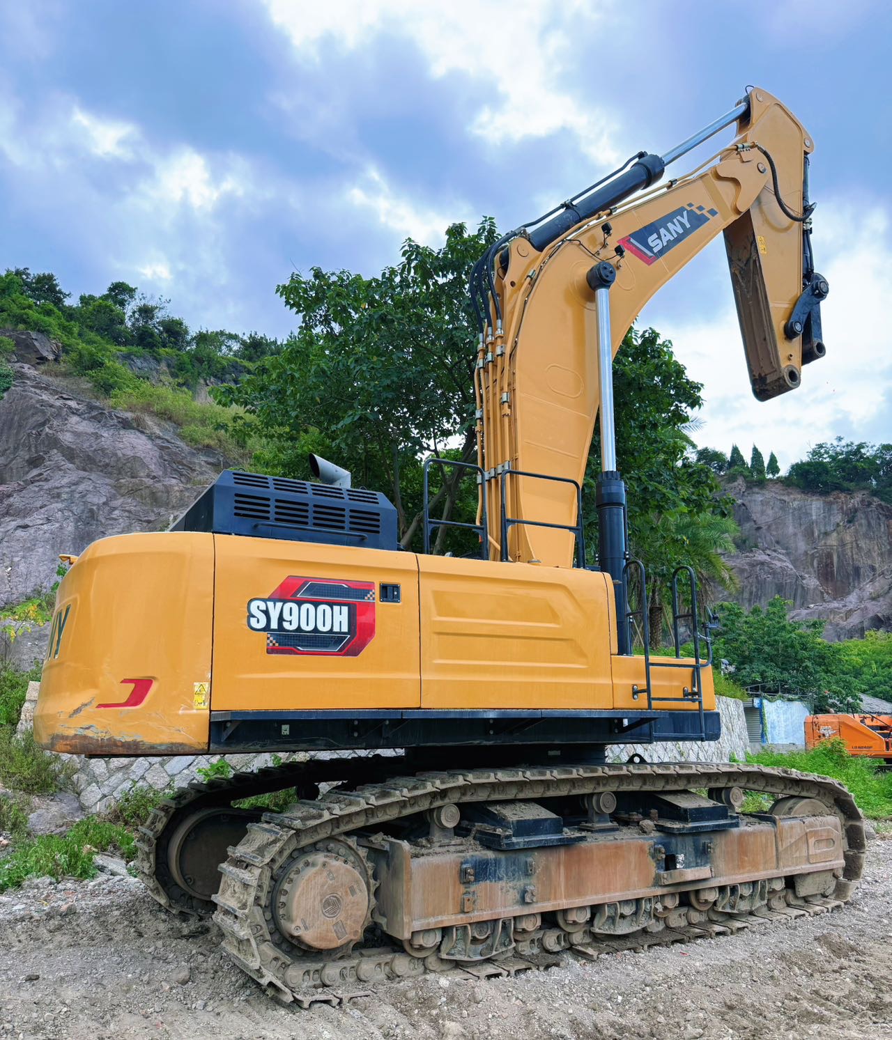 Buy Sany Used Excavator / 6