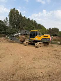Buy Volvo 240BLC Used Excavator / 2 Buy Volvo 240BLC Used Excavator / 2