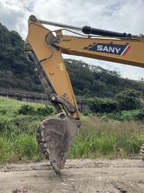 Buy Sany SY485H Used Excavator / 16 Buy Sany SY485H Used Excavator / 16