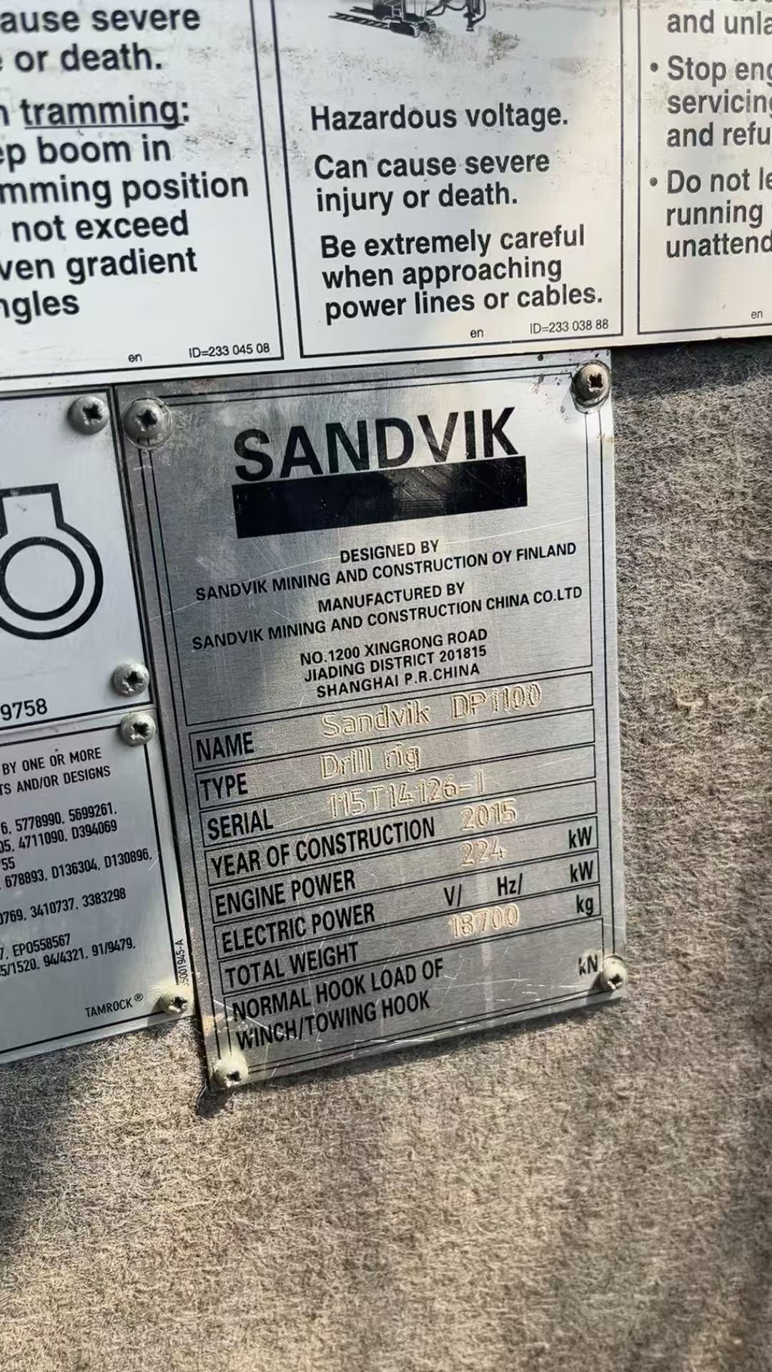 Compre Plataforma de Perforación Jumbo de perforación Sandvik DP1100 Usada / 7