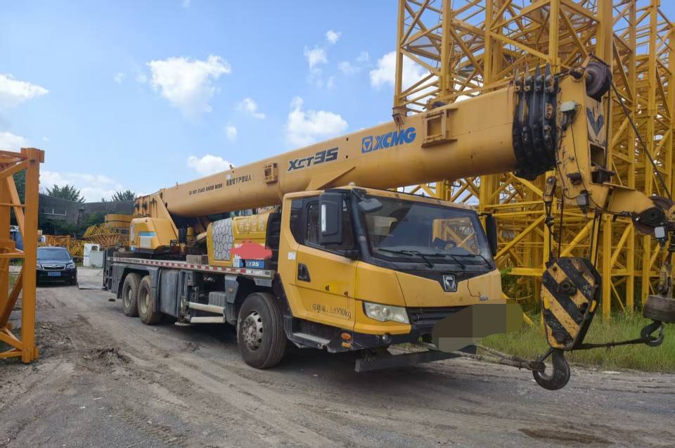 Buy XCMG XCT25L5 Used Crane / 2