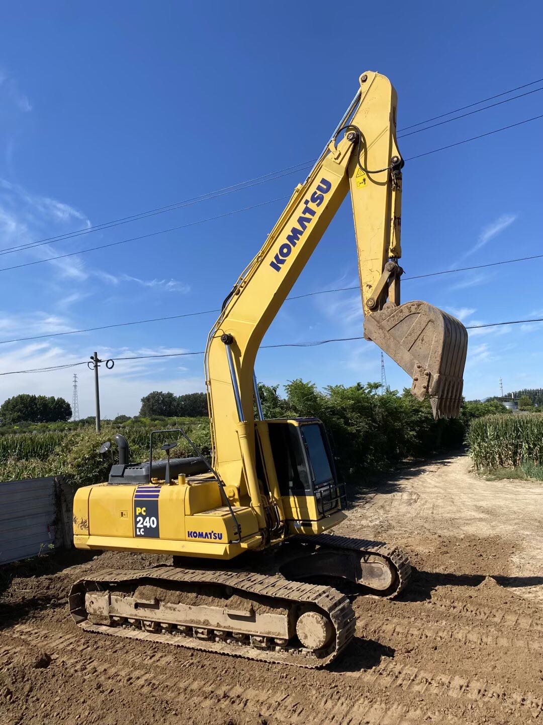Buy Komatsu PC240-8 Used Excavator / 5 Buy Komatsu PC240-8 Used Excavator / 5