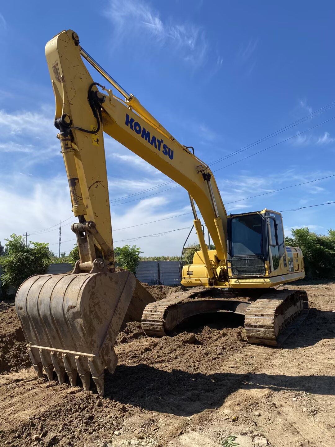 Buy Komatsu PC240-8 Used Excavator / 4 Buy Komatsu PC240-8 Used Excavator / 4