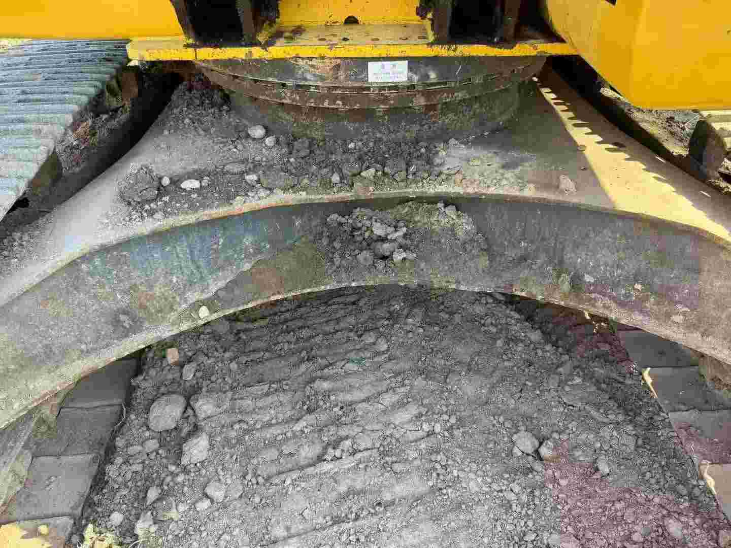 Buy Komatsu PC220-7 Used Excavator / 6 Buy Komatsu PC220-7 Used Excavator / 6