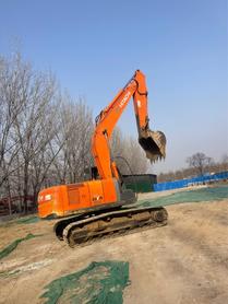 Buy Hitachi EX200-6 Used Excavator / 2 Buy Hitachi EX200-6 Used Excavator / 2