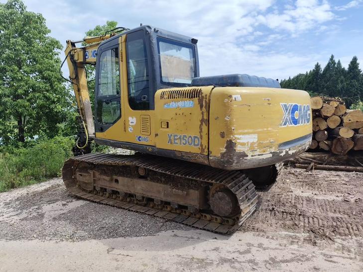 Buy XCMG 150D Used Excavator / 1