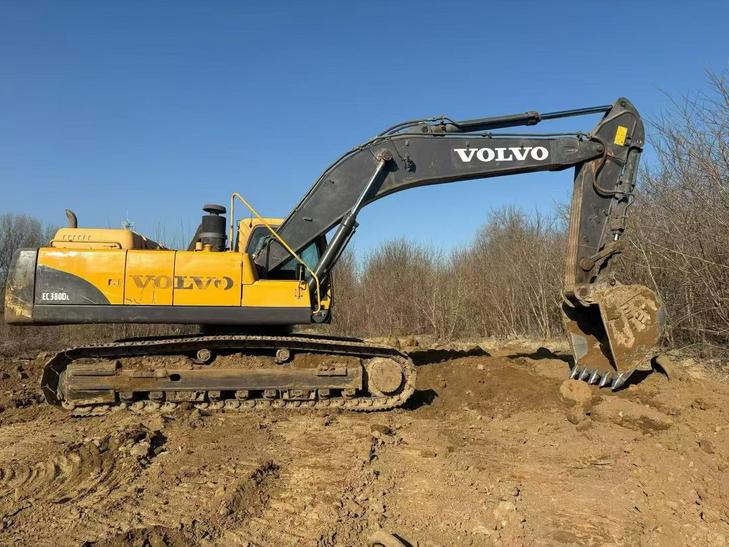 Buy Volvo 360BLC Used Excavator / 1