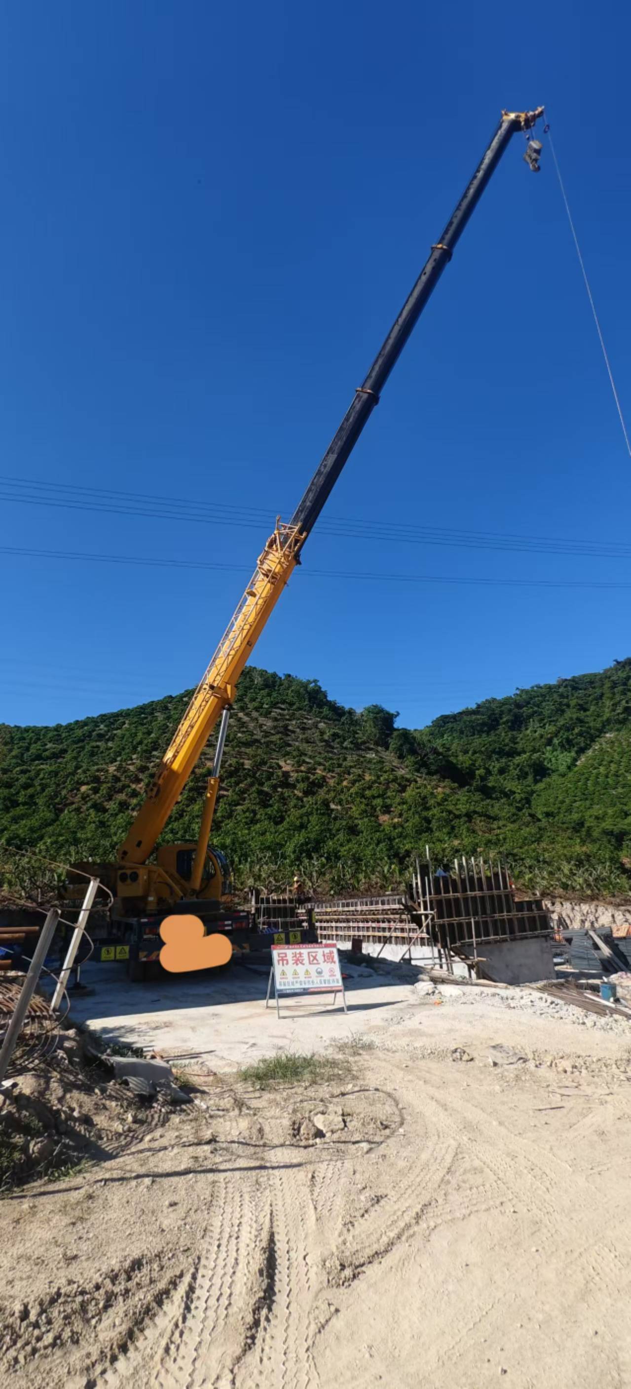 Buy XCMG QY25K5-1 Used Crane / 4