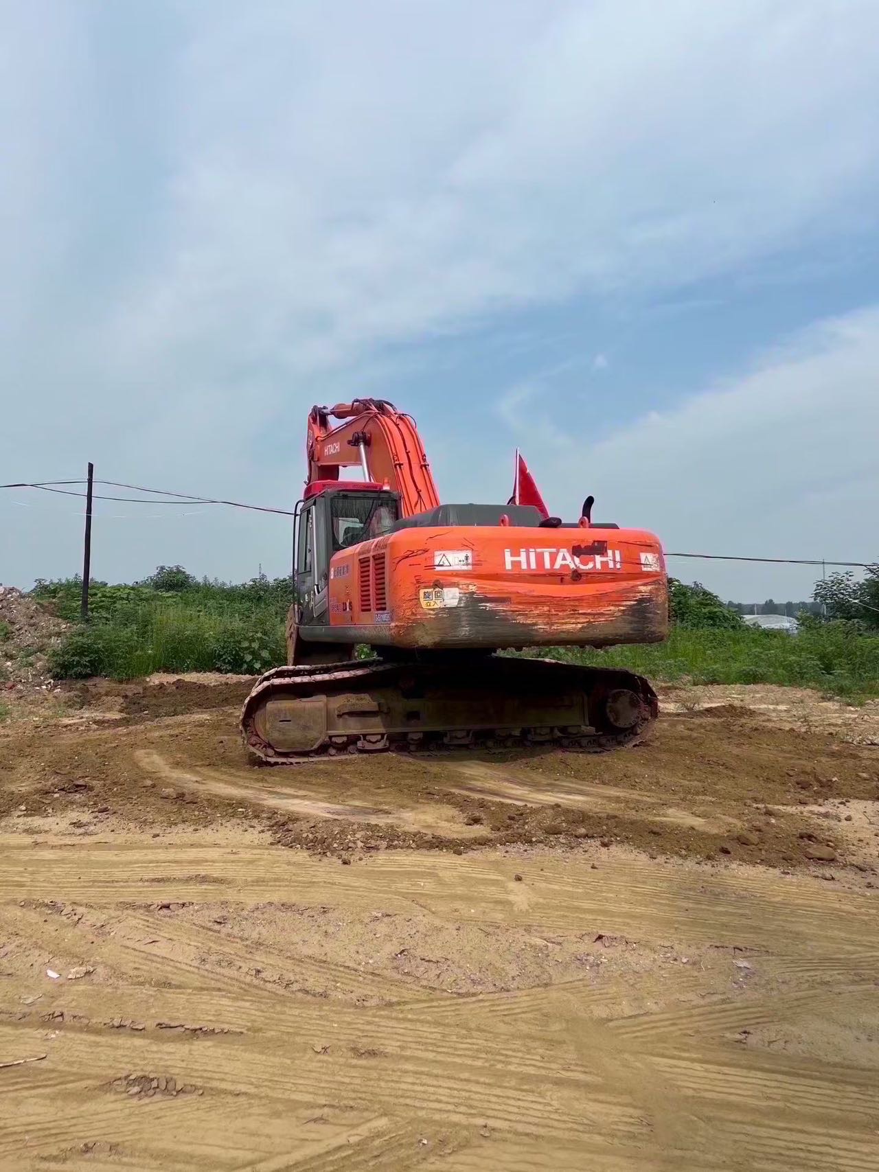 Buy Hitachi EX350 Used Excavator / 2