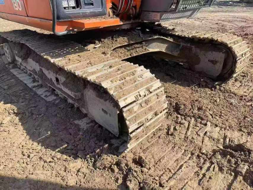 Buy Hitachi ZX130C-6A Used Excavator / 5
