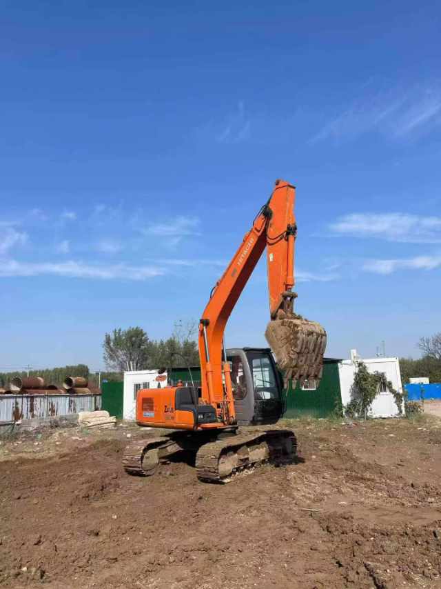 Buy Hitachi ZX130C-6A Used Excavator / 4