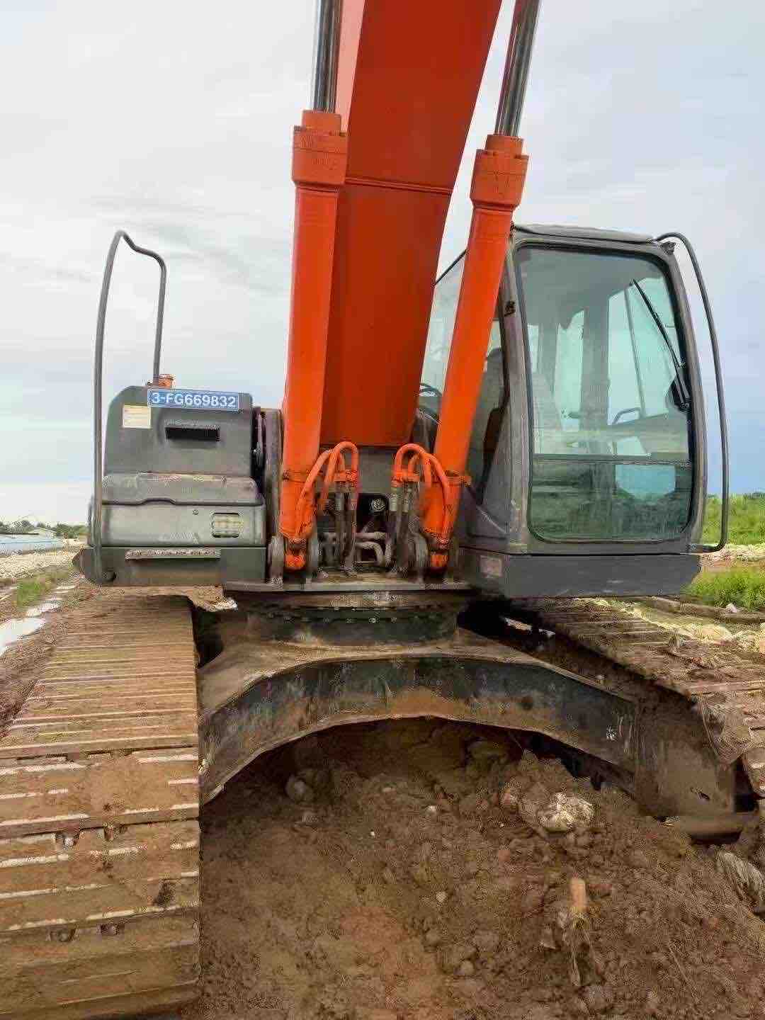 Buy Hitachi ZX360LC-3G Used Excavator / 7