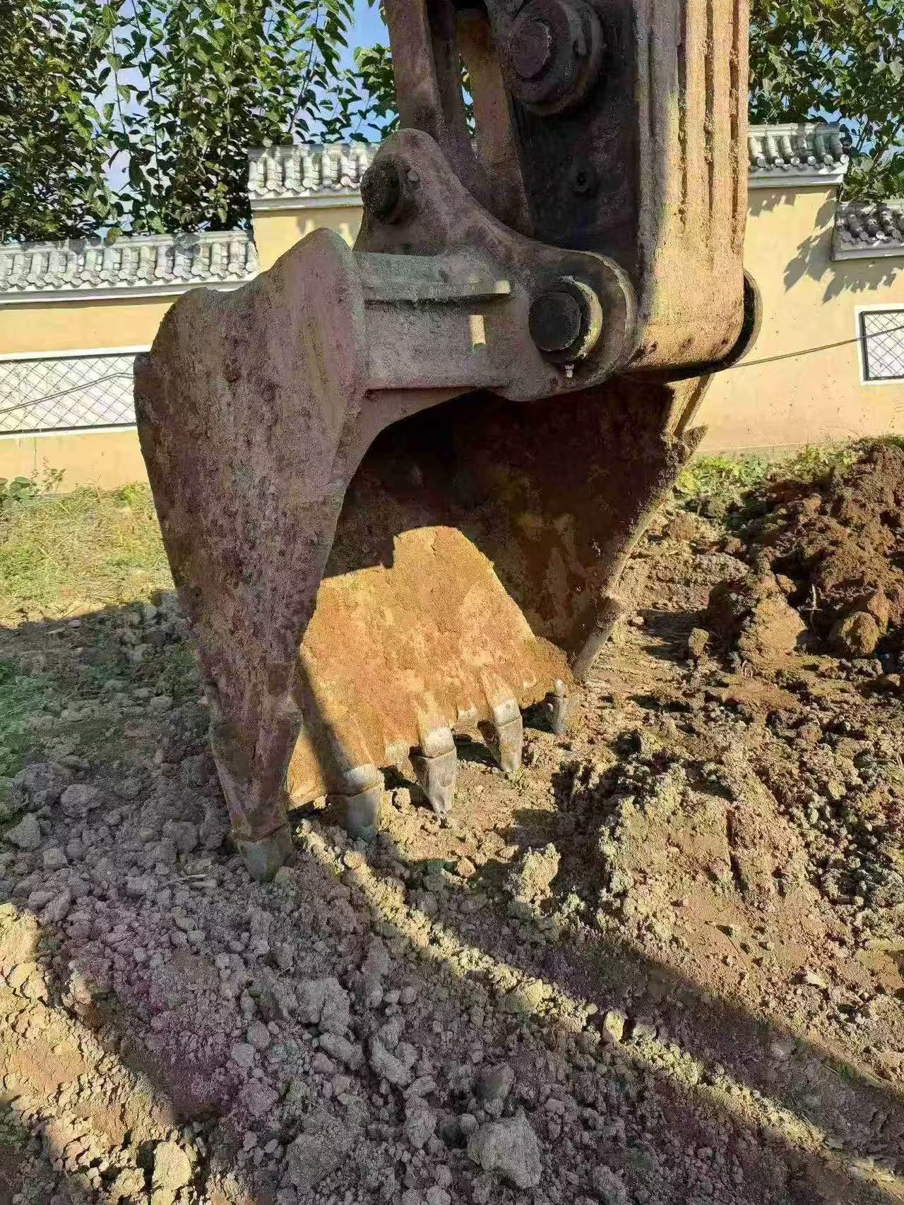 Buy Volvo 360BLC Used Excavator / 8