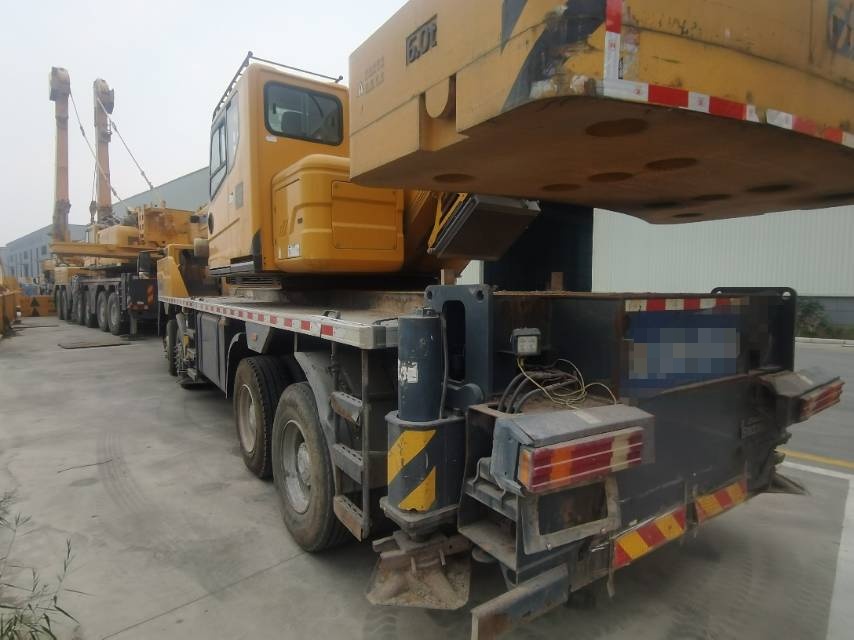 Buy XCMG QY50KC Used Crane / 2