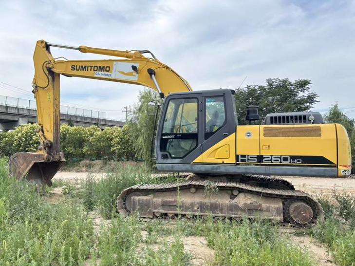 Buy Sumitomo 240-6 Used Excavator / 1