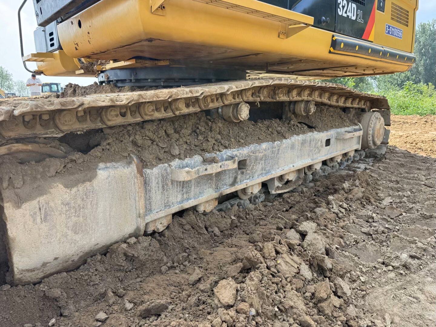 Buy Caterpillar 324D Used Excavator / 6