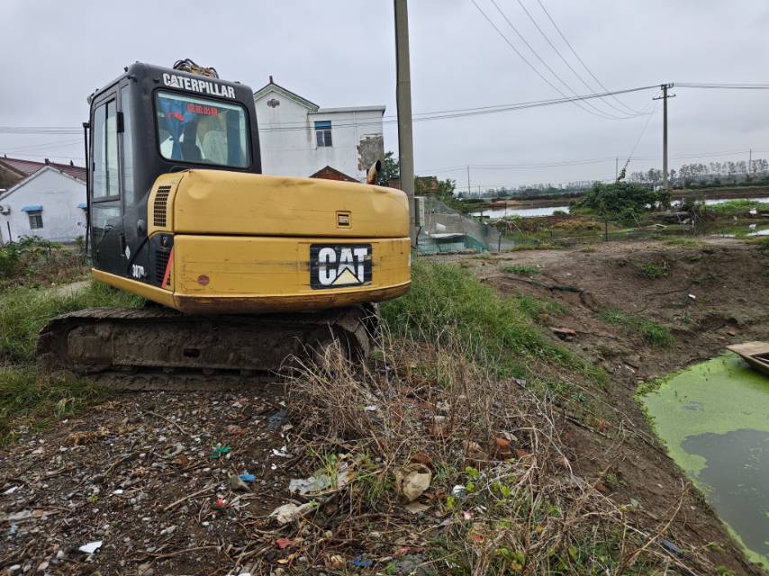 Buy Caterpillar 307D Used Excavator / 5