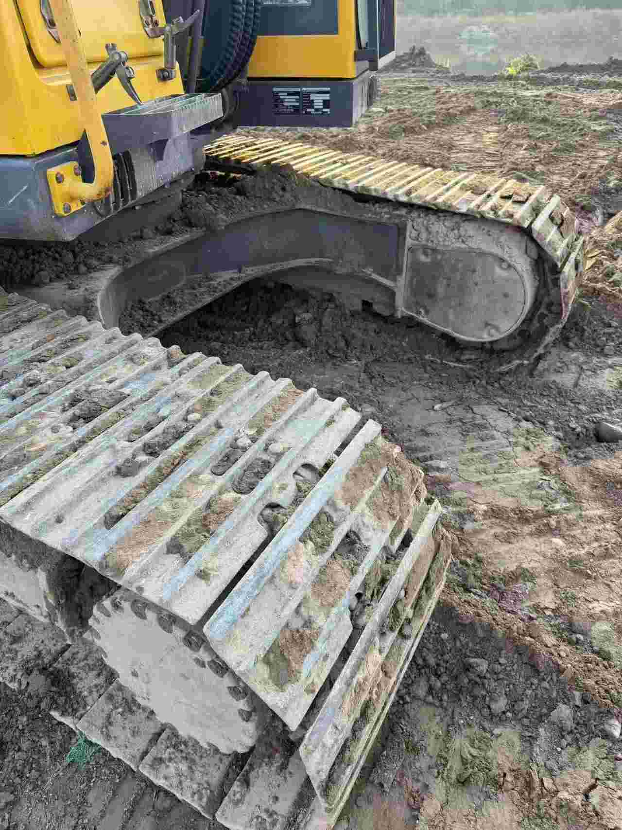 Buy Volvo 210D Used Excavator / 7