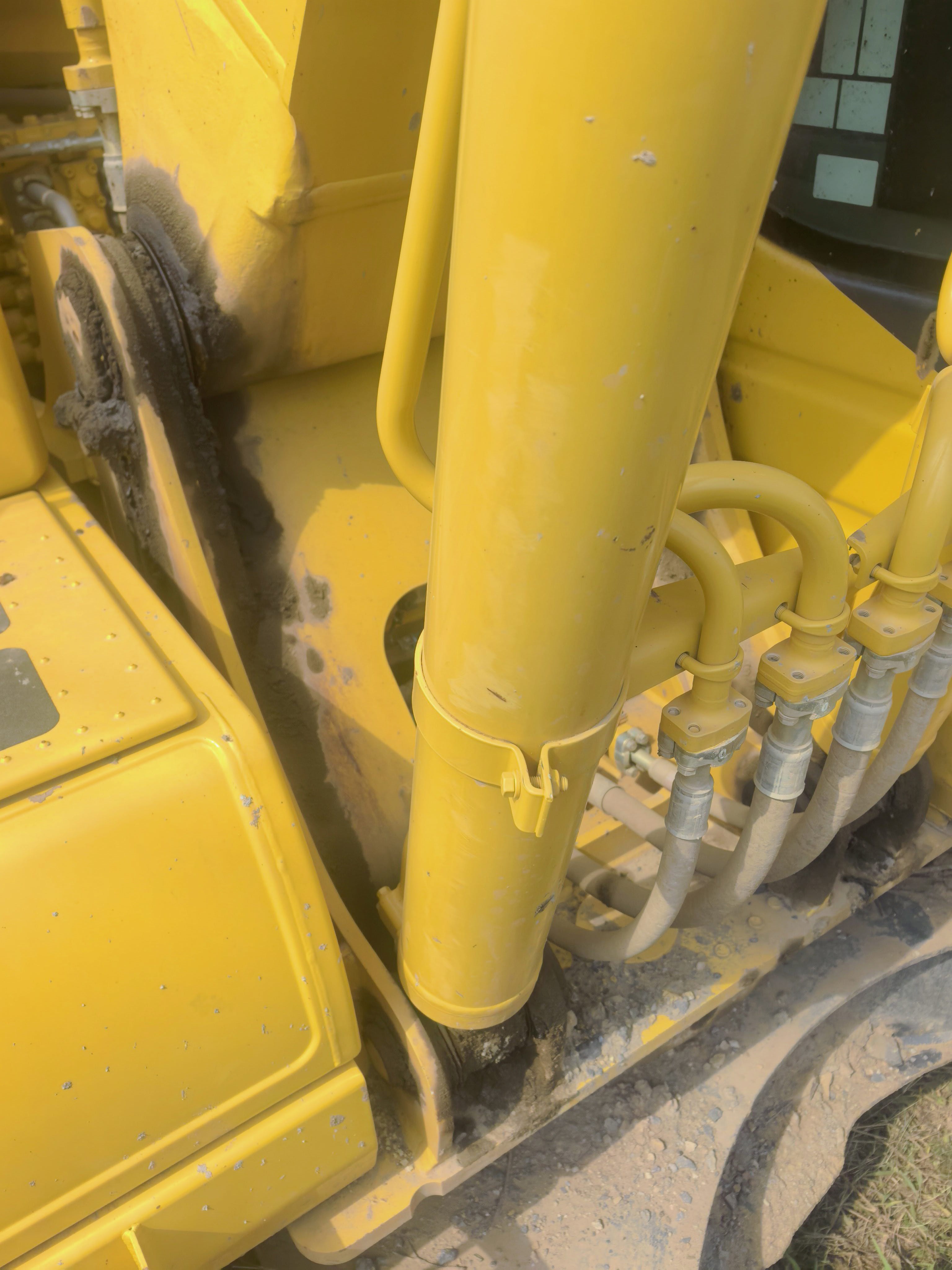 Buy Komatsu PC220 Used Excavator / 7