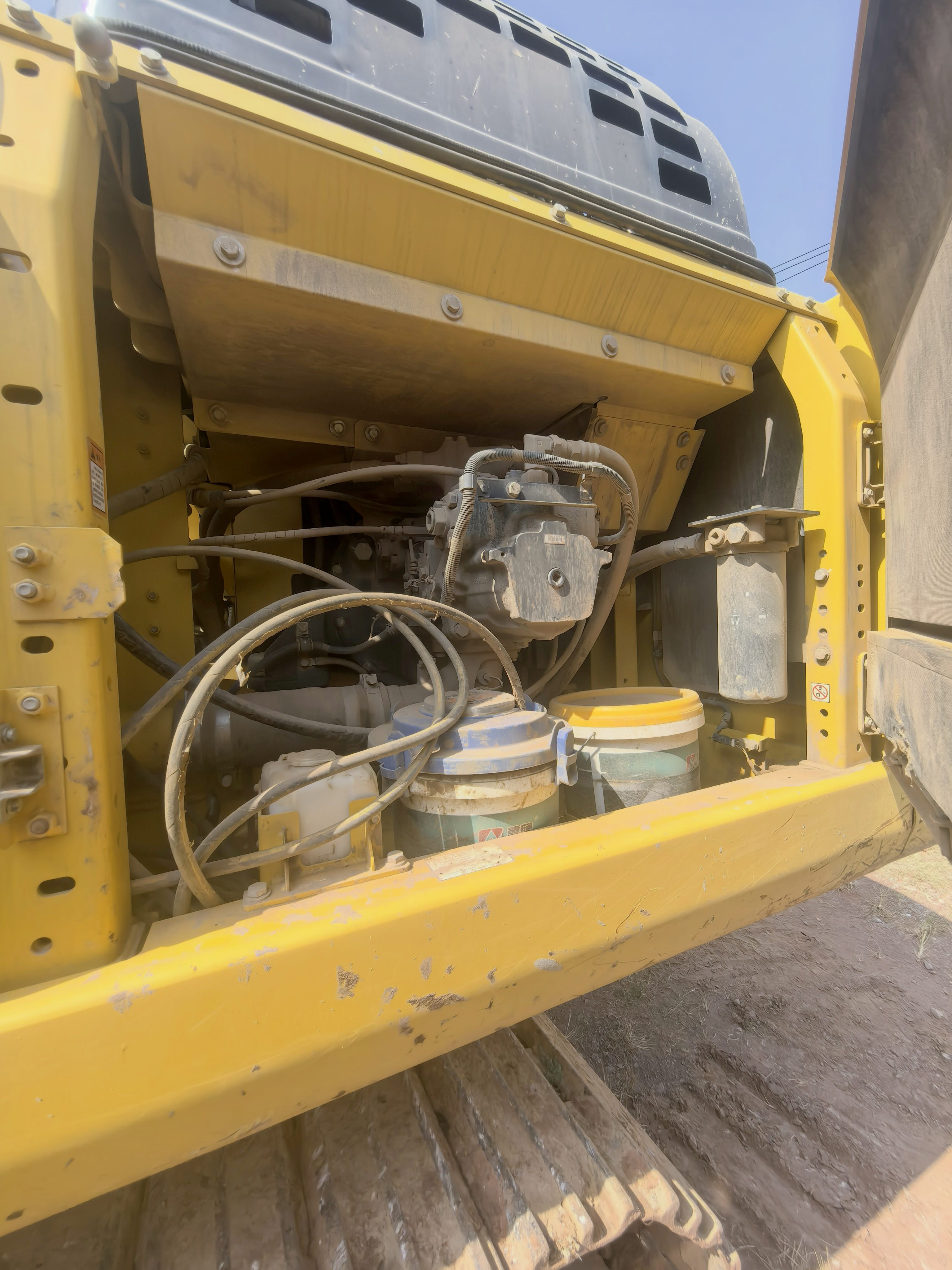 Buy Komatsu PC360-7 Used Excavator / 4